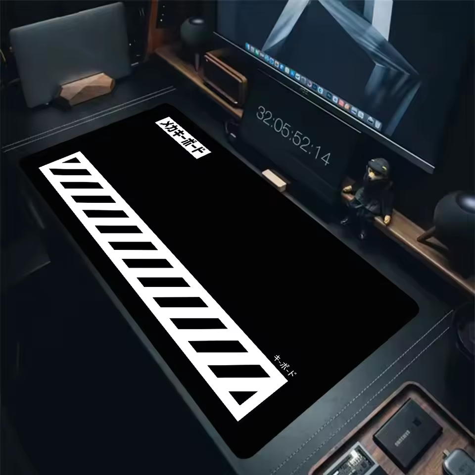 Kuroline Desk Mat